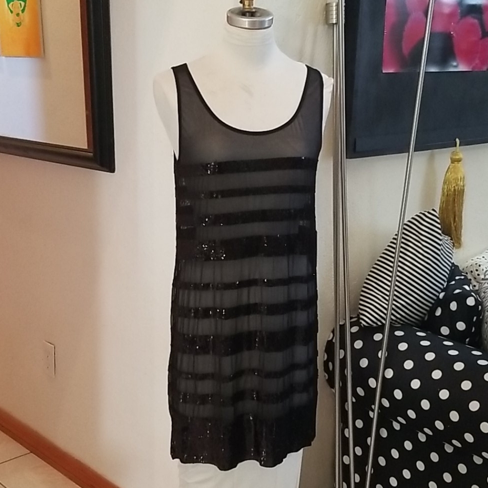 VINCE CAMUTO